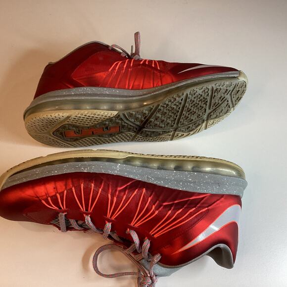Nike Air Max Lebron James Sneakers Red Ohio State 2013 size 9.5 US
